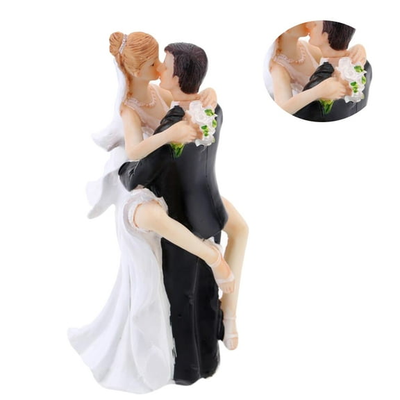 Milisten Resin Bride and Groom Doll Cake Topper Bridal Team Crafts Bridegroom Mother