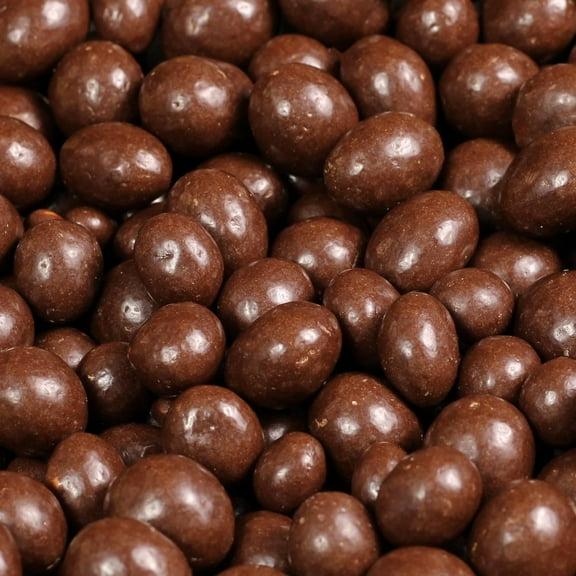 Milk Chocolate Toffee Coated Peanuts by It's Delish, 5 lbs Bulk Bag  Milk Chocolate Covered Candy Nuts Bulk Peanut Chocolates