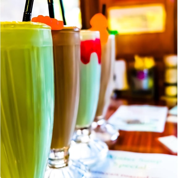 Milkshake Glasses Cups - Iced Coffee Cup with Spoons - Sundae Cups for Ice Cream, Root Beer Float, Boba, Soda, Iced Latte