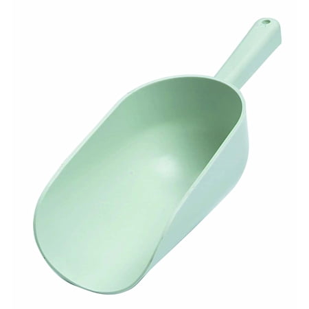 Miller Manufacturing 1 Pint White Plastic Feed Scoops
