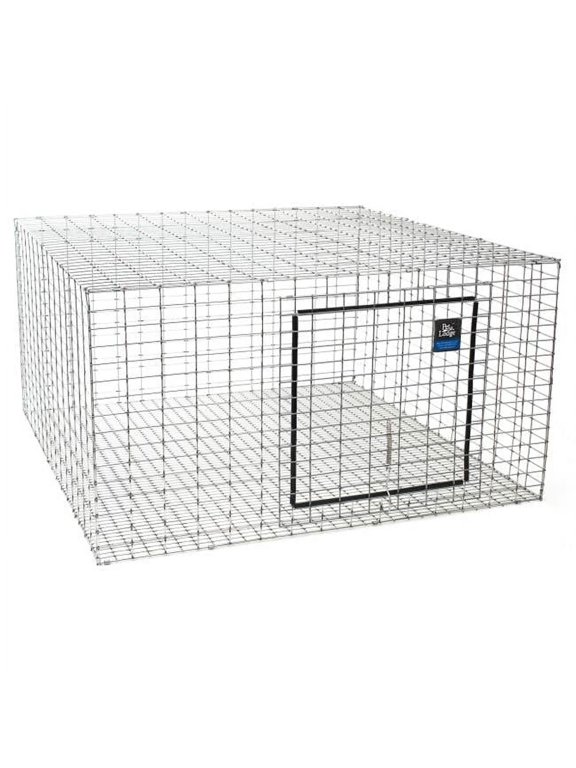 Miller Manufacturing 24in. X 24in. X 16in. Rabbit Hutch