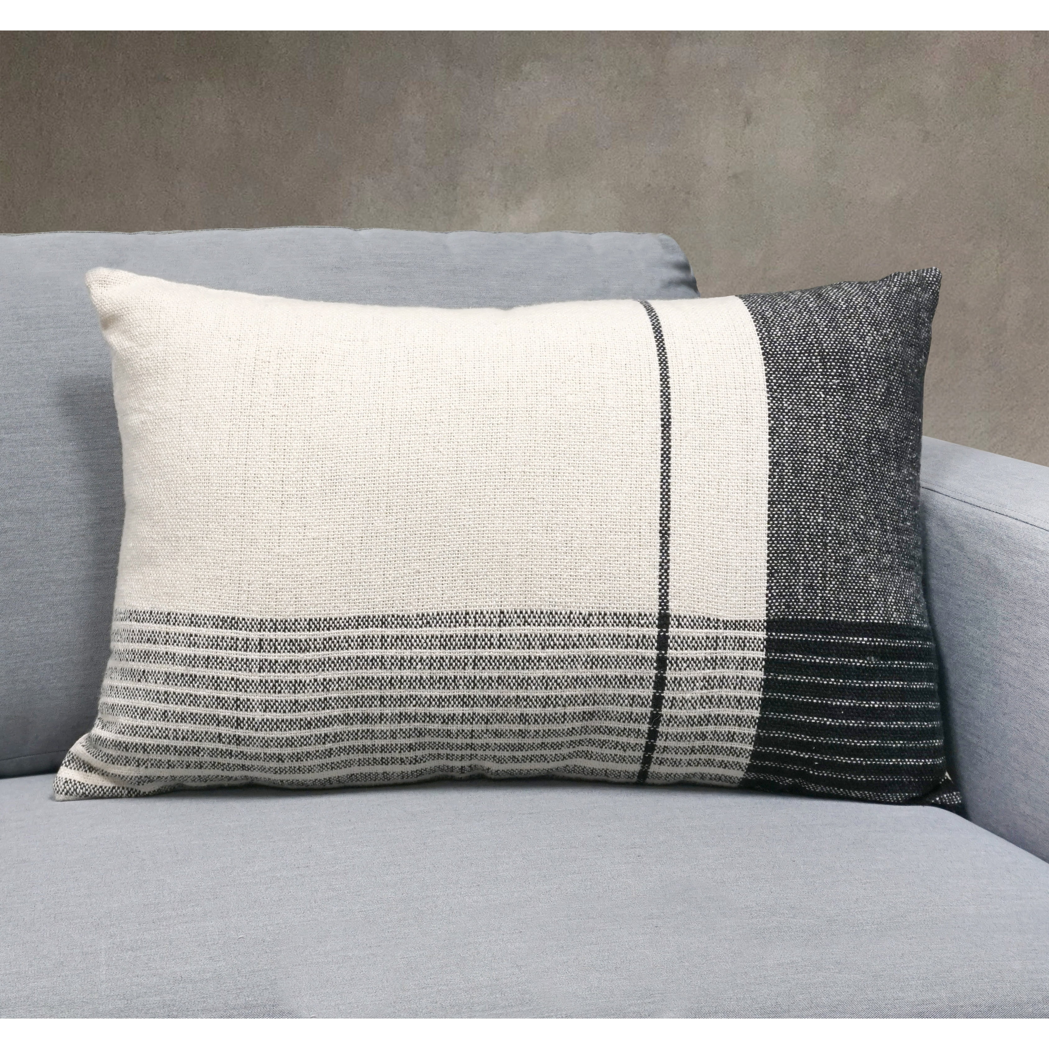 Millihome sales throw pillows