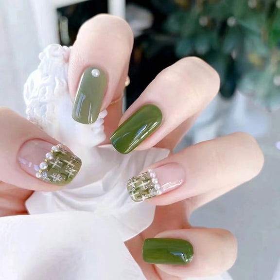 Million in stock, 24 pieces of bright green wearing armor, pearl diamond nail pieces, medium and long nail art, removable fake nails.
