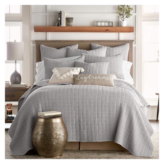Mills Waffle Full/Queen Quilt Set (88x92in) with 2 Pillow Shams (26x20in) - Grey - Cotton Waffle Full/Queen Size Quilt Bedding Set - Lightweight, Soft, Pre-Washed