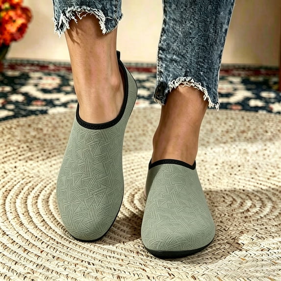 Miluxas Men Women Quick Dry Non Slip Water Skin Shoes, Breathable Elastic Barefoot Aqua Socks for Swimming Yoga Surf Beach Army Green 42