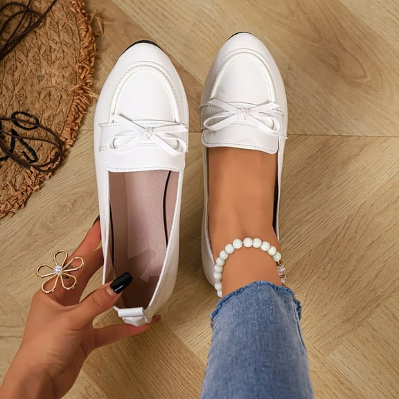 Miluxas Women's Trendy Patent Leather Comfort Casual Closed Round Toe Slip On Bow-Knot Dress Flat Loafers Pump Shoes with Tassal White 9(42)