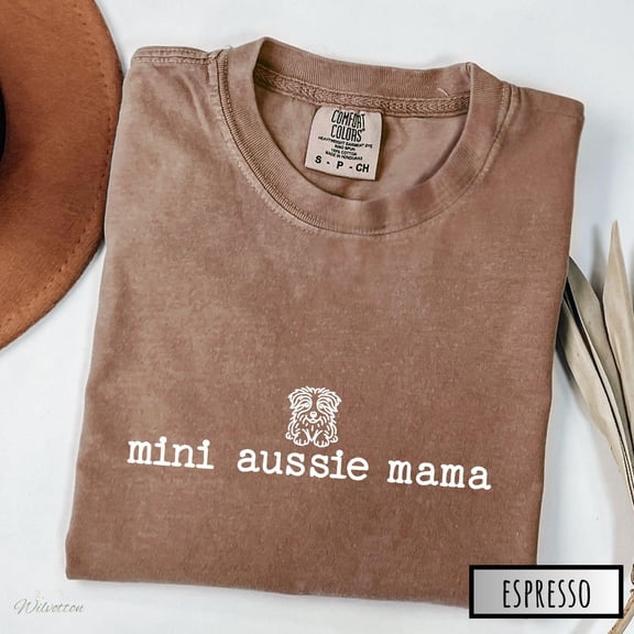 Mini Aussie Mama Mom Australian Shepherd Lover Dog Cute T-Shirt