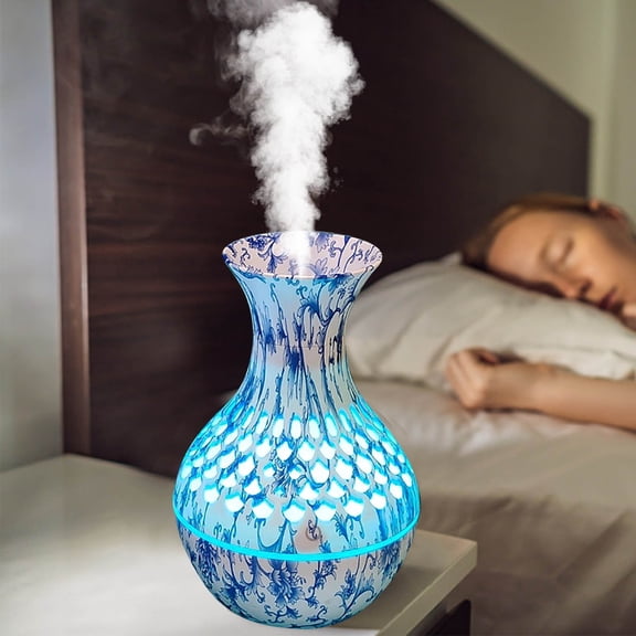 Mini Blue & White Porcelain Humidifier & Aromatherapy Diffuser with Colorful LED Lights, Quiet Ultrasonic Operation, USB-Powered, Portable for Home, Office, Travel - 100X100X153MM