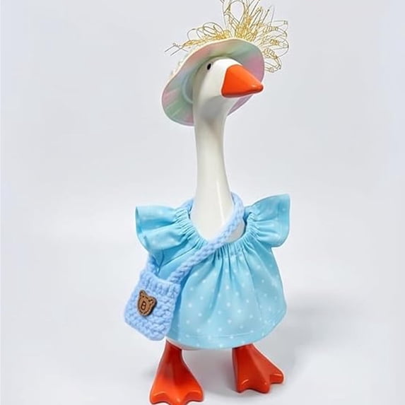 Mini Desk Goose Outfit Set 7 Inch Goose Clothes Hat Dress Bag Accessories Easy Change Durable Reusable, Cute Desk Decoration Display, for Office Home Workspace Collectors