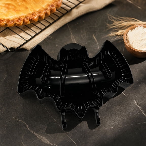 Mini Hand Pie Molds Halloween Set, Plastic Dough Presser Pocket Pie Maker Cutter Tool Accent Display Holder Piece Container Set Collection for Fall Kitchen Baking