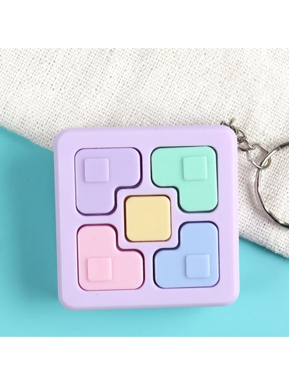 Mini Memory Game Keychain, LED Handheld Brain Challenge Toy With Flashing Buttons, Boosts Memory Focus Coordination And Quick Response, Pocket Game for Office Travel Adults Stress Relief