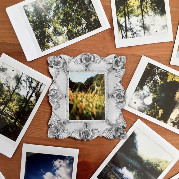 Mini Photo Frame Props Kit 2 Pcs Resin Small 4x3 Retro Style Picture Frames for Home Decor