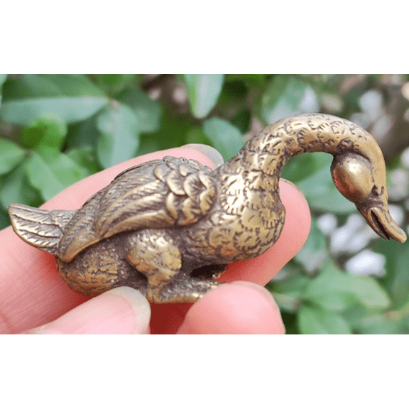 Miniature Brass Duck Figurine Model Ornament Retro Animal Statue Home Table Decoration Solid Metal Ornament, Home Decor Mini Duck Sculpture