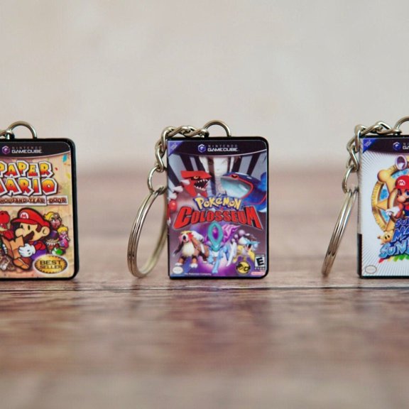Miniature GameCube Keychains & Magnets (1 keychain)