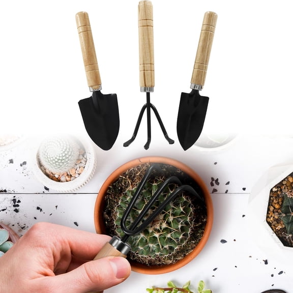 Miniature Garden Made Of Proof Metal And Equipped With Wooden Handles Are Gardening For Bonsai And Potted