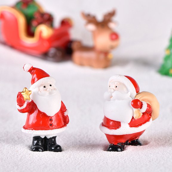 Miniature Statue Exquisite Workmanship Widely Application Resin Christmas Themed Micro Landscape Desktop Statue Ornament for Home