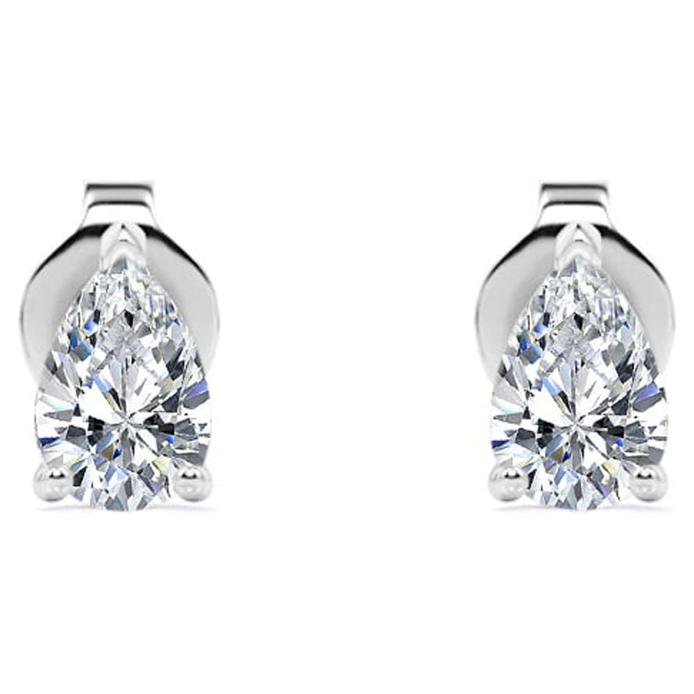 Flower Diamond Stud Earrings with 0.5 Carats