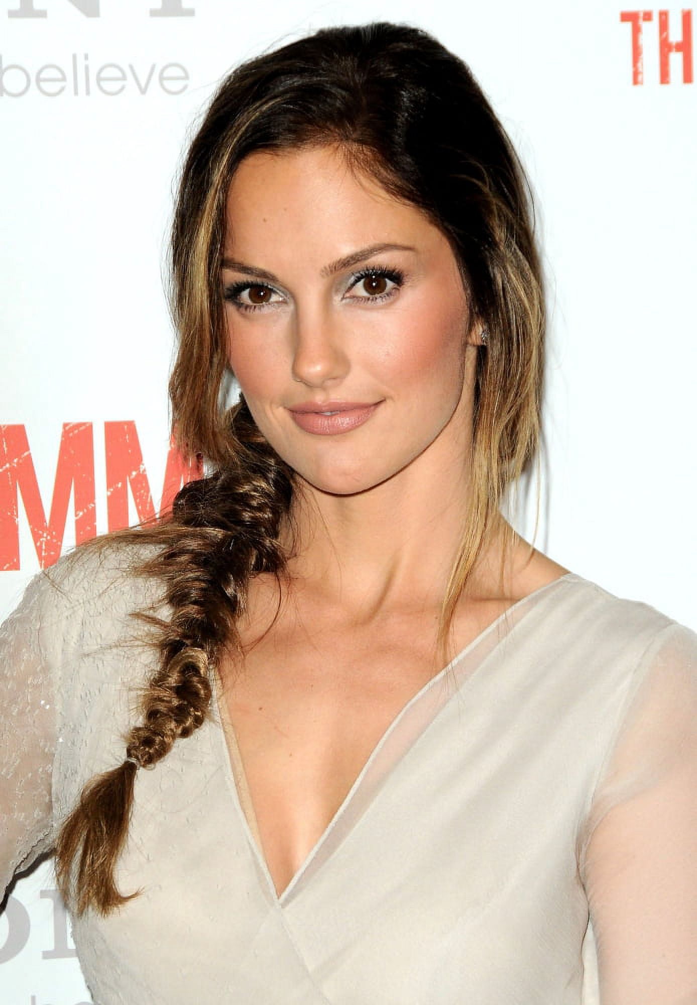 Minka Kelly At Arrivals For The Roommate Los Angeles Special Screening Canvas Art - (16 x 20)