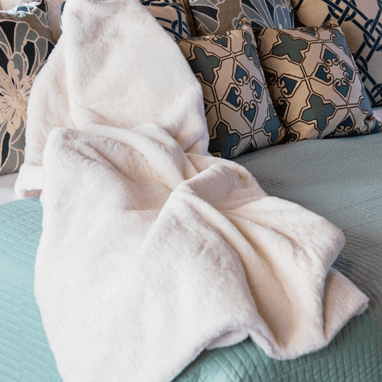 Ivory Dream Large Faux Fur Throw Blanket