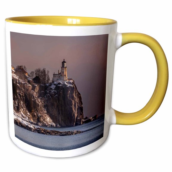3drose, Minnesota. Split Rock Lighthouse on Shore of Lake Superior, 11oz Two-tone Yellow Mug