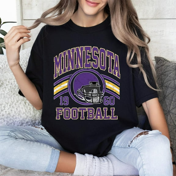 Minnesota T-Shirt, Retro Minnesota Football Tees, Vintage Football Gift,Black Color,Size M