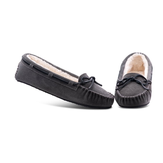 Minnetonka Women's Cally Hardsole Moccasin, Grey 6