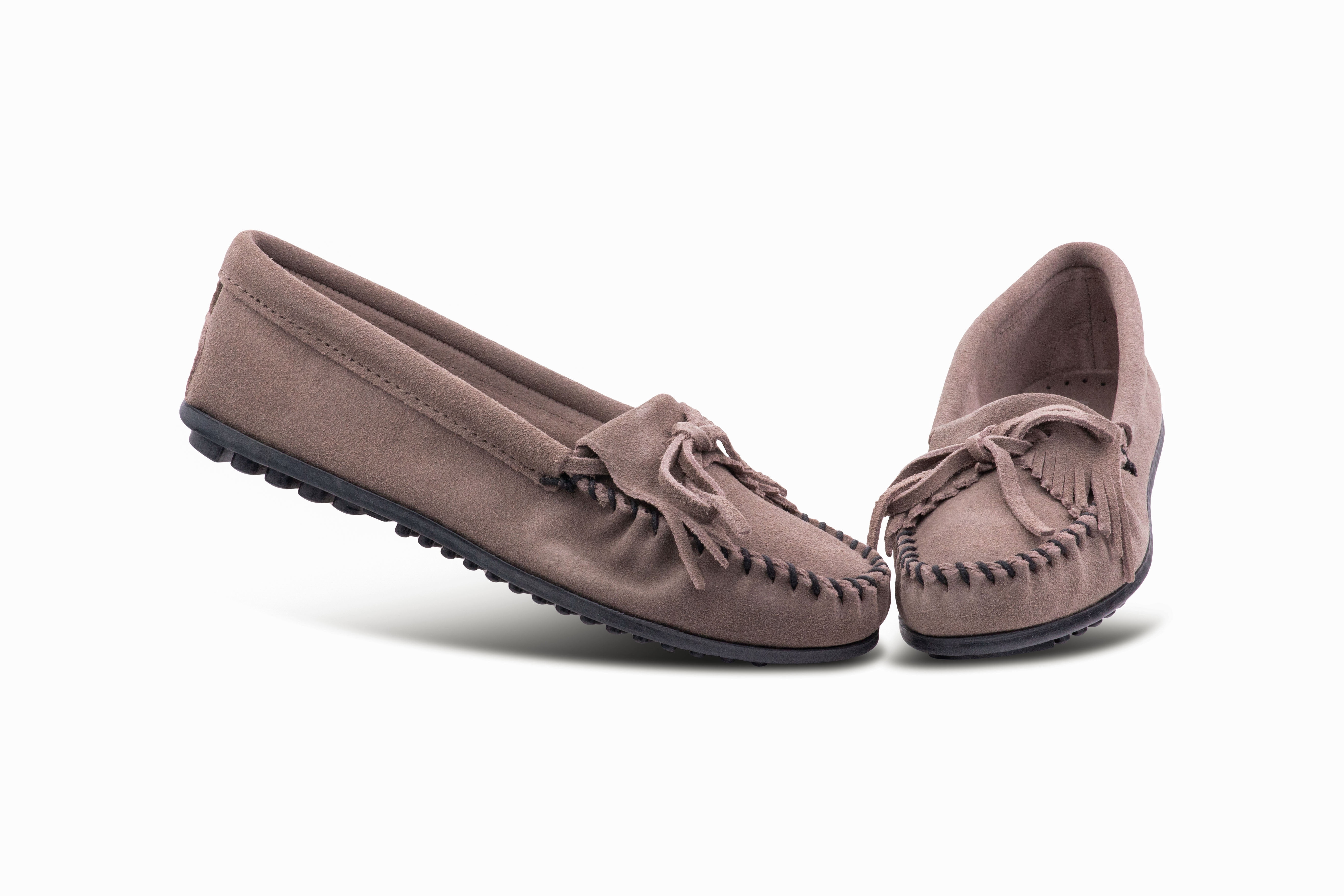 Minnetonka Women's Kilty Hardsole Moccasin - Walmart.com
