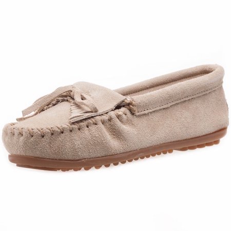 Minnetonka Women's Kilty Hardsole Moccasin