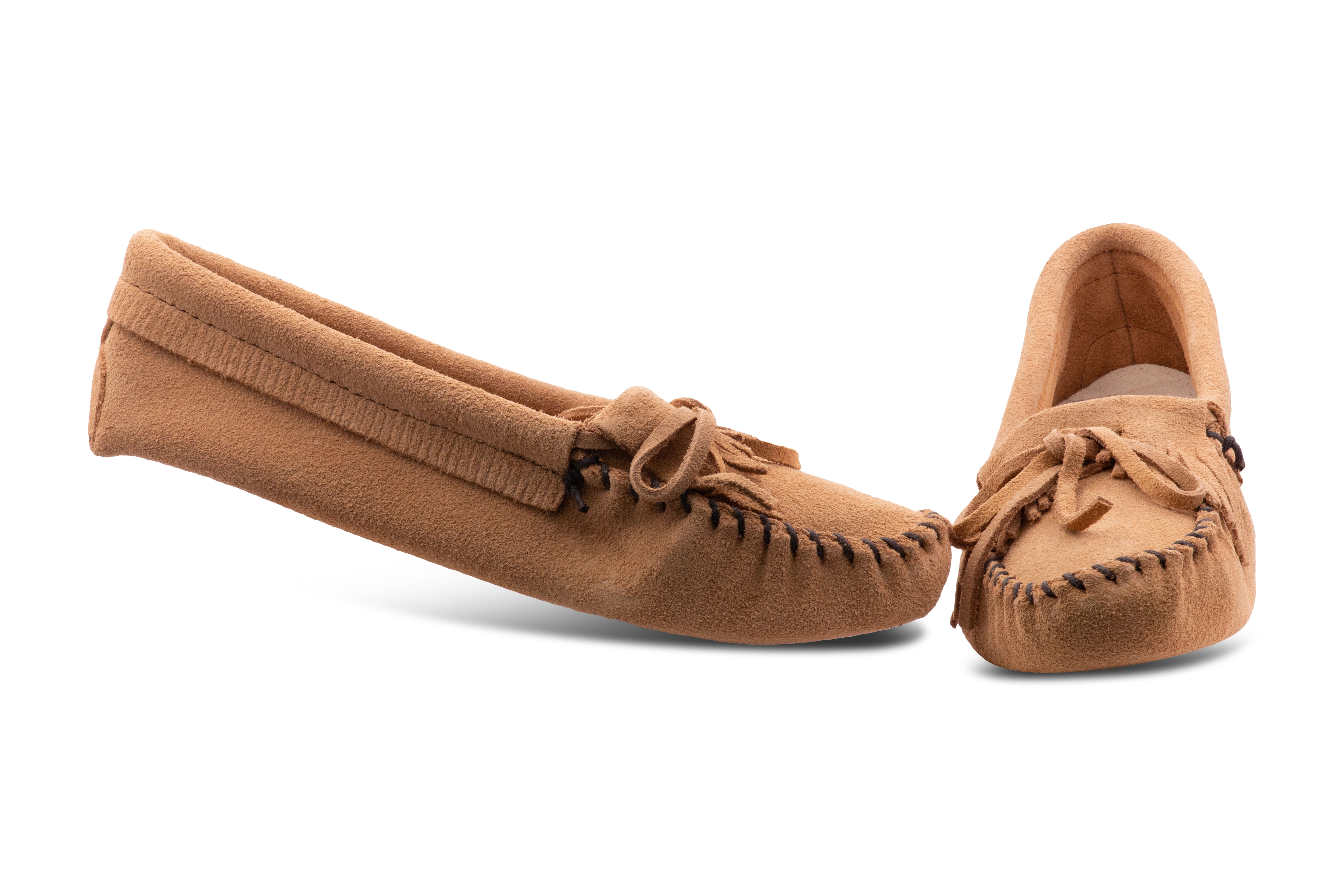 1167 ~ Baby Moccasins Minnetonka Moccasins for The Littlest Members of The Family. These Make Great Baby Shower Gifts and Just Baby Gifts in General., image size:5488x3659