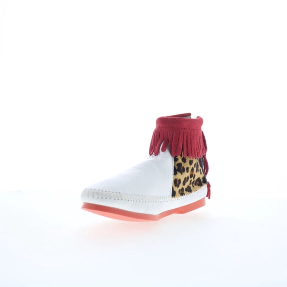Minnetonka Women's Leopard Back Zip Hardsole Boot, White, Size 5.5