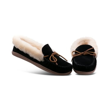 Minnetonka Women's Suede Alpine Sheepskin Moc Slipper