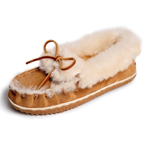 Minnetonka Women's Ultimate Sheepskin Slipper, Tan, Size 10