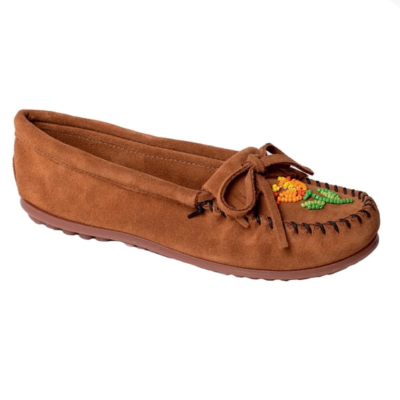 Minnetonka Women's Ziigwan Waabigwan Moccasin, Brown, M, 9.5