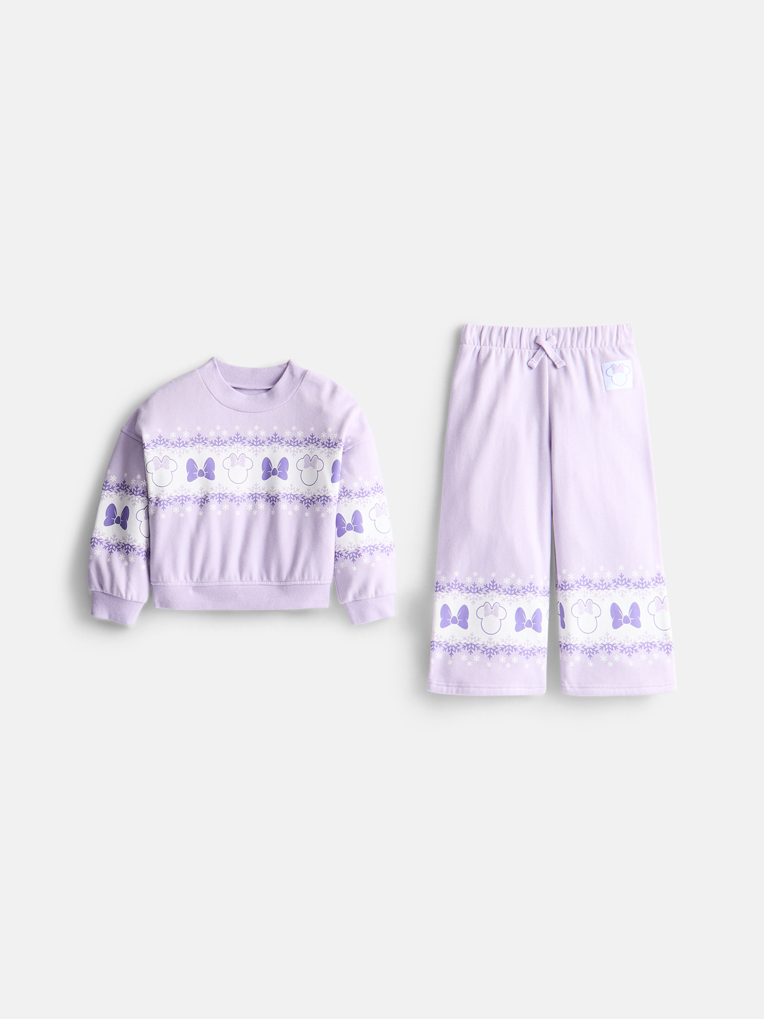 Minnie Mouse Toddler Girls Long Sleeve Graphic Crewneck Pullover With Wide Leg Pant Sizes 12M 5T: What We Checked First