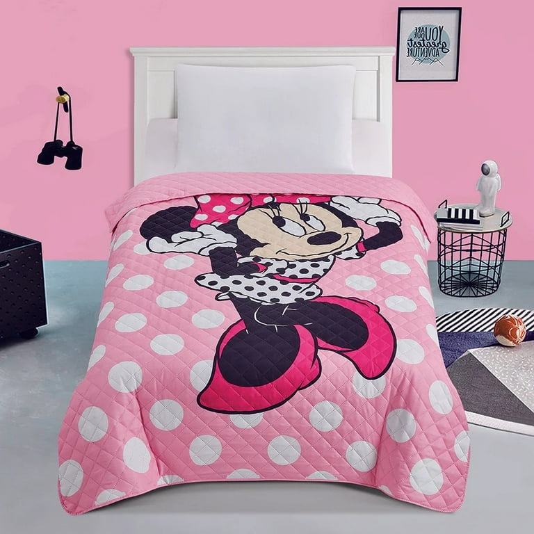 Minnie Mouse Twin Quilt