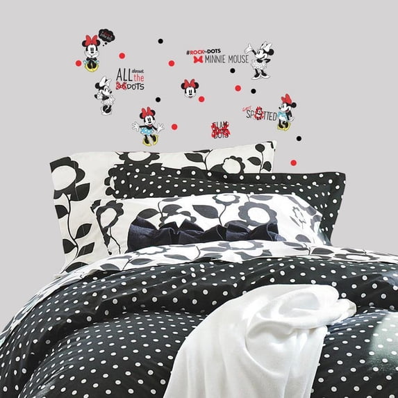 Minnie Rocks the Dots Peel and Stick Wall Decals