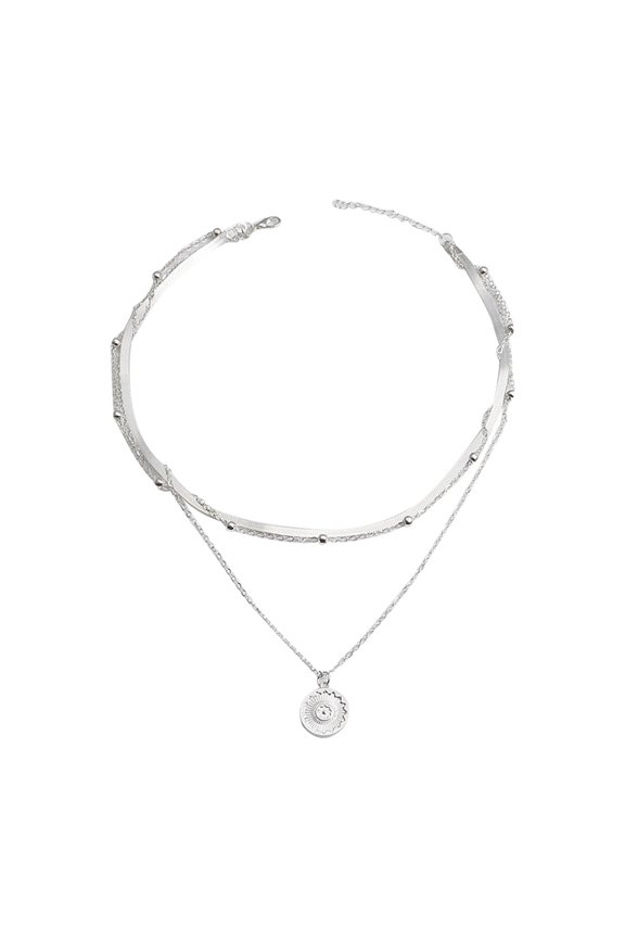 Gold Metal Ring Collarbone Necklace for Women Dainty Short Chain Choker Trendy Alloy Pendant Jewelry Versatile Everyday Wear Gift