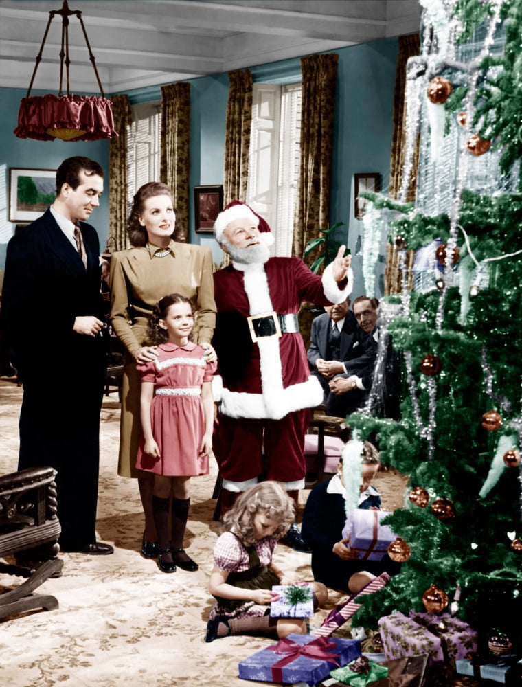 Miracle On 34Th Street Canvas Art -  (16 x 20)