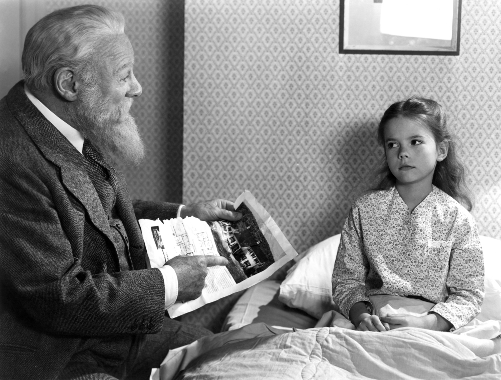 Miracle On 34Th Street Canvas Art -  (28 x 22)