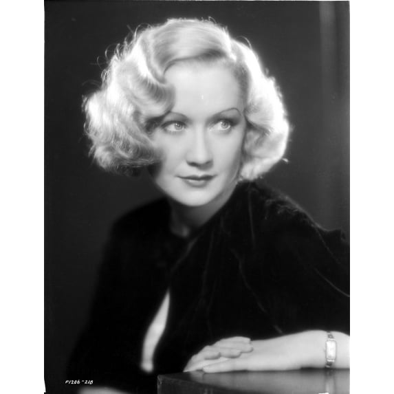 Miriam Hopkins Leaning on Table Portrait Photo Print (8 x 10)