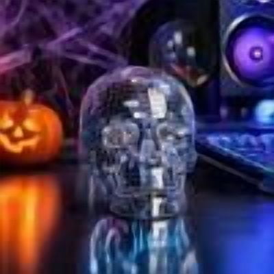 Mirror Tile Skull Tabletop Figurine, High Reflective Light Refracting Gothic Ornament, Firm Sturdy Craft Decor For Bar Desktop Shelf Halloween Dark Themed Party Layout