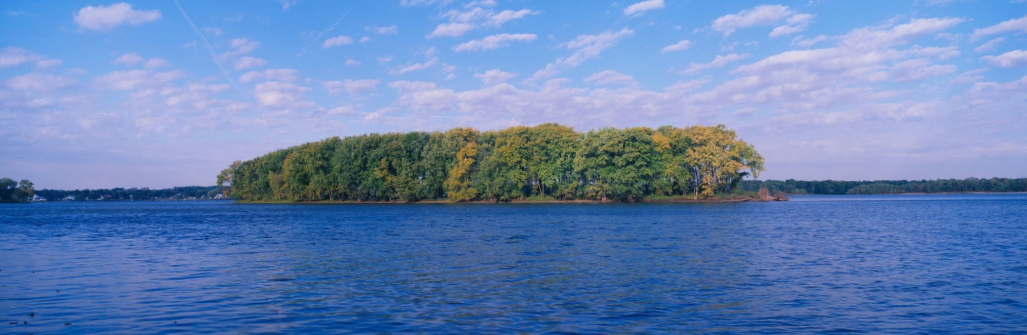 Mississippi River along Great River Road Quad Cities IllinoisIowa Canvas Art - Panoramic Images (27 x 9)