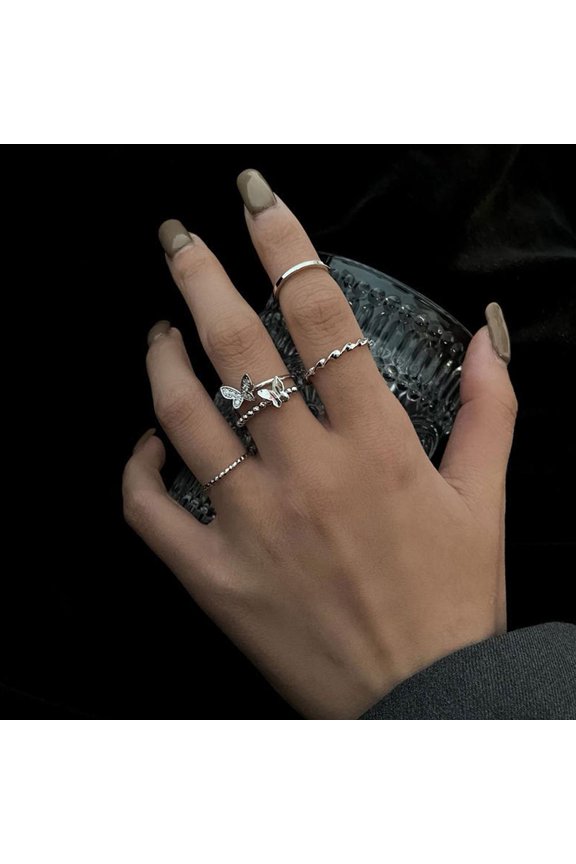 Misterolina 4PCS Womens Butterfly Rings Set Summer Temperament Accessories Sweet