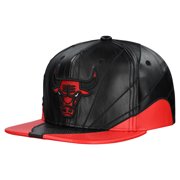 Mitchell & Ness Black/Red Chicago Bulls Day 12 Two-Tone Faux Leather Snapback Hat