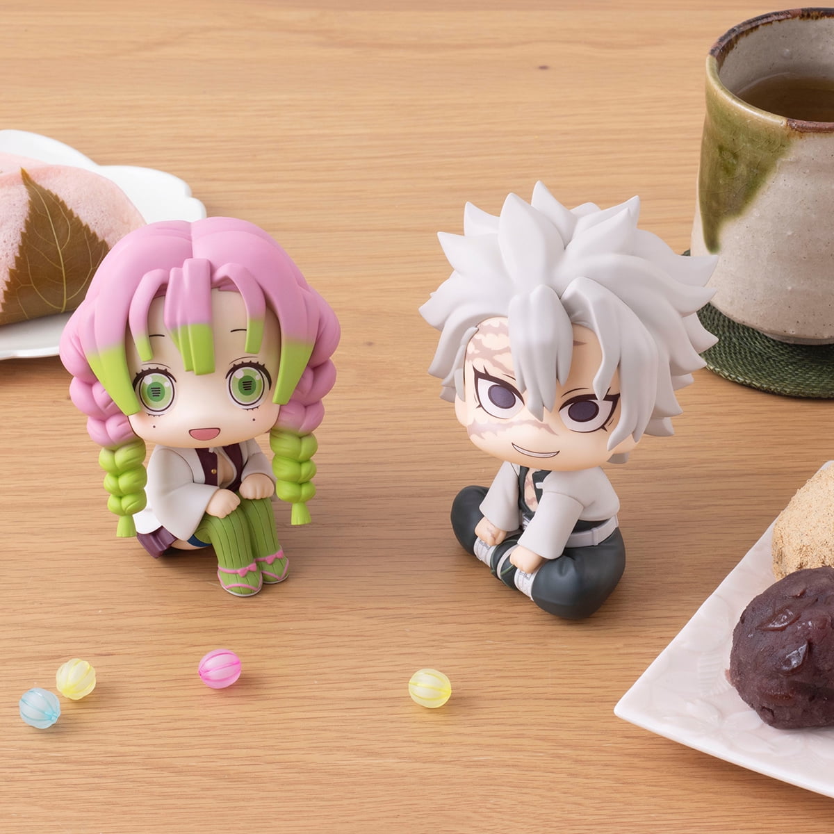 Mitsuri Kanroji &amp; Sanemi Shinazugawa Look Up Series Demon Slayer Figure Set With Gift