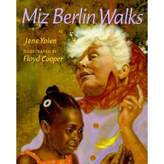 Pre-Owned Miz Berlin Walks, 9780399229381, 0399229388, Hardcover, Ex-library/first Impression edition