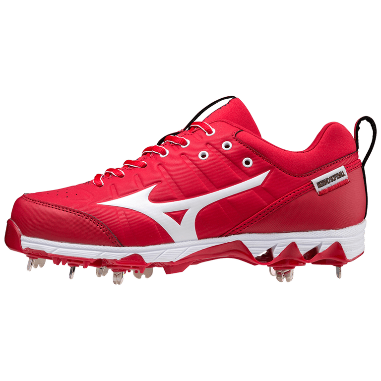 Mizuno 9-Spike Swift Low Women's Metal Softball Cleat