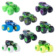 Monster Jam, Grave Digger Monster Truck 1:64 Scale Die-Cast Toy Vehicle (1 Car; Styles May Vary, Items May Not be Pictured)