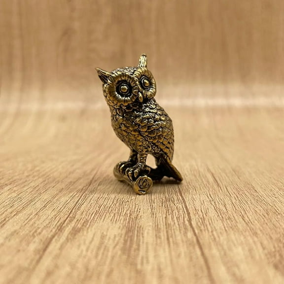 Mnhhatv Mini Brass Owl Figurine, Vintage Owl Statue for Desk Decor, Exquisite Brass Owl Sculpture, Perfect Gift for Animal Lovers, Elegant Home or Office Decoration, Collectible Ornament