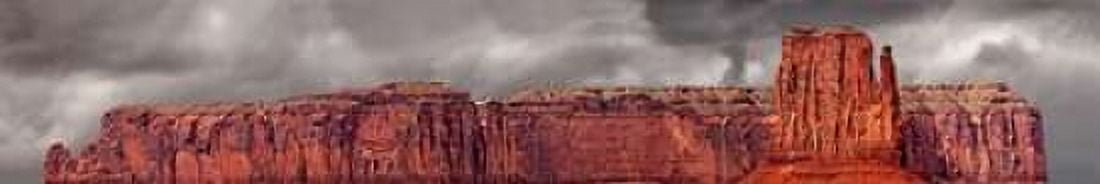 Moab Pano Canvas Art - John Stalowy (8 x 24)